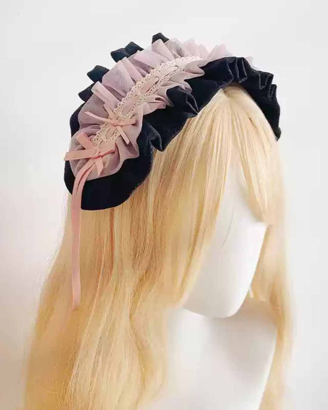 [Sweet Lolita] Maid Motif Ribbon Dress